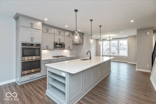 7317 Bayview Run, Mccordsville, IN 46055