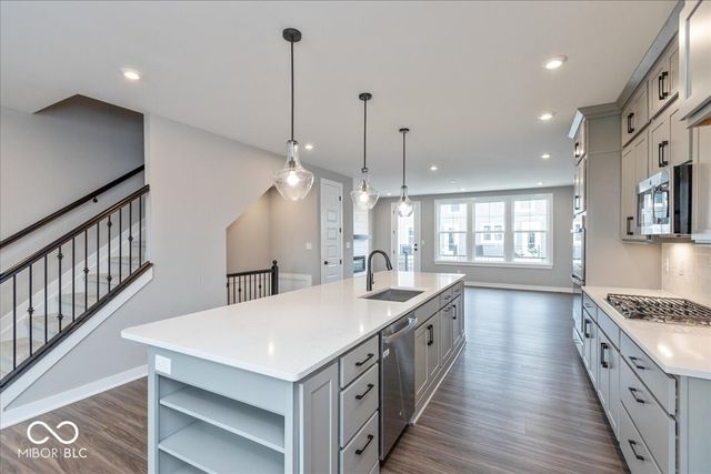 7317 Bayview Run, Mccordsville, IN 46055