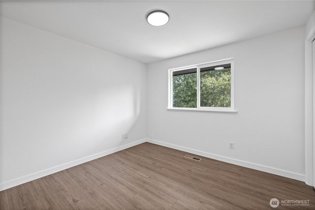 1605 S Highland Avenue, Tacoma, WA 98465
