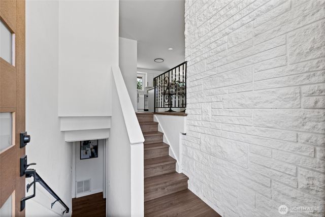 1605 S Highland Avenue, Tacoma, WA 98465
