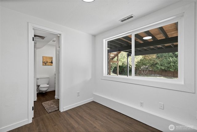 1605 S Highland Avenue, Tacoma, WA 98465