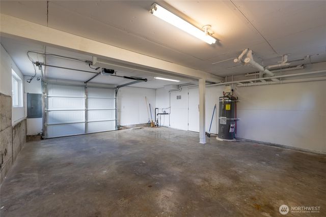 1605 S Highland Avenue, Tacoma, WA 98465