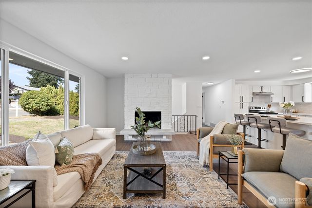 1605 S Highland Avenue, Tacoma, WA 98465