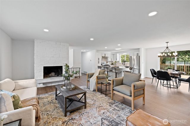 1605 S Highland Avenue, Tacoma, WA 98465