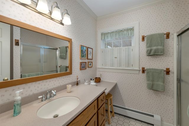 1 River Heights Road, Tuftonboro, NH 03816