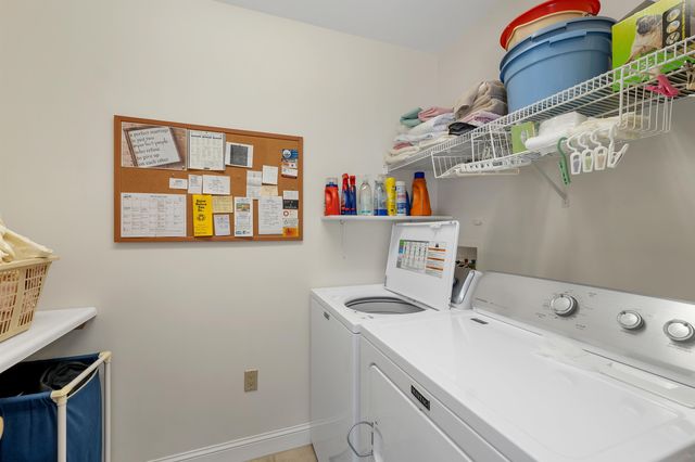 1 River Heights Road, Tuftonboro, NH 03816