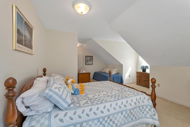 1 River Heights Road, Tuftonboro, NH 03816