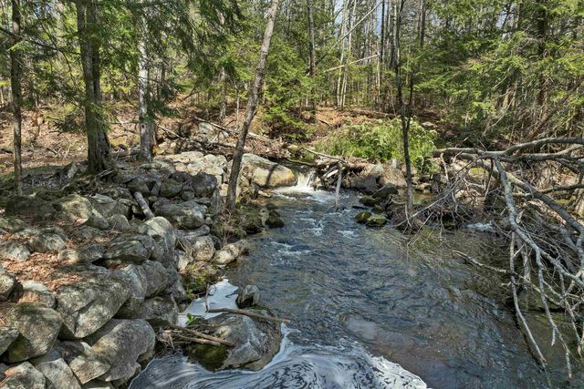 1 River Heights Road, Tuftonboro, NH 03816