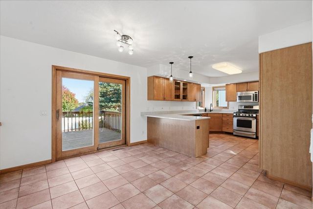 3154 Bull Run, Sun Prairie, WI 53590