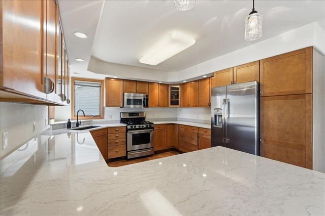 3154 Bull Run, Sun Prairie, WI 53590