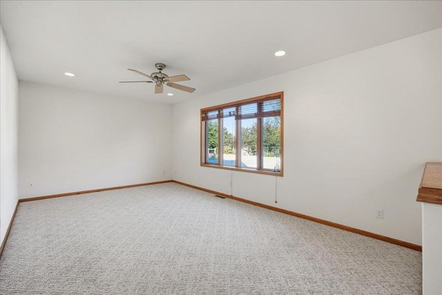 3154 Bull Run, Sun Prairie, WI 53590