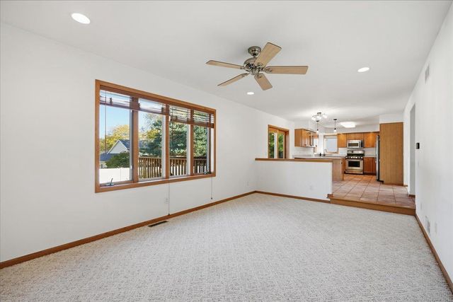 3154 Bull Run, Sun Prairie, WI 53590