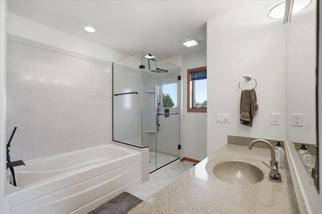 3154 Bull Run, Sun Prairie, WI 53590