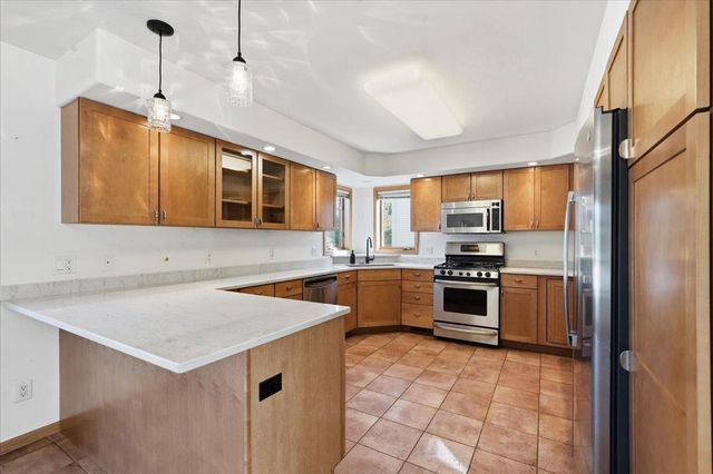 3154 Bull Run, Sun Prairie, WI 53590