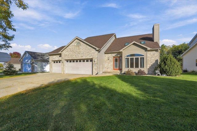 3154 Bull Run, Sun Prairie, WI 53590
