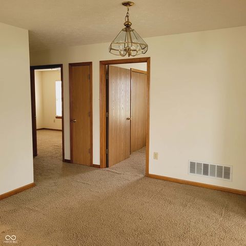 8105 Bentley Farms Drive, Indianapolis, IN 46259