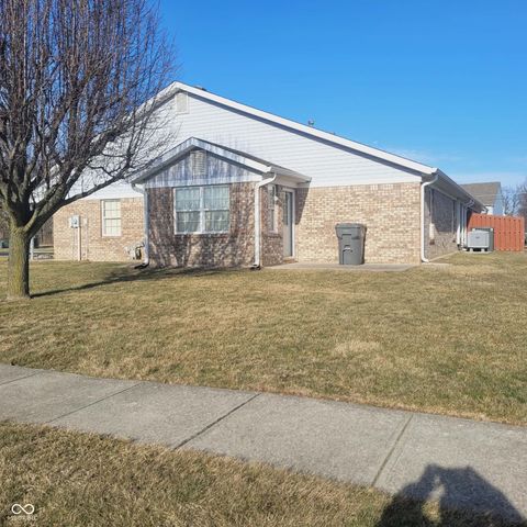 8105 Bentley Farms Drive, Indianapolis, IN 46259