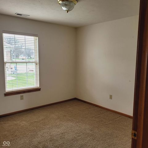 8105 Bentley Farms Drive, Indianapolis, IN 46259