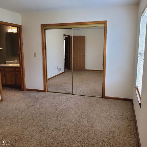 8105 Bentley Farms Drive, Indianapolis, IN 46259