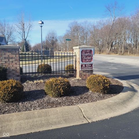 8105 Bentley Farms Drive, Indianapolis, IN 46259