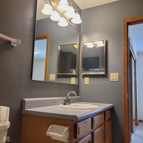 8105 Bentley Farms Drive, Indianapolis, IN 46259