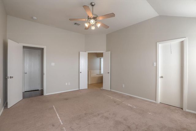19819 Whispering Hollow Lane, Katy, TX 77449