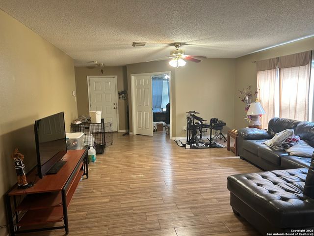 4938 Brianna, San Antonio, TX 78251