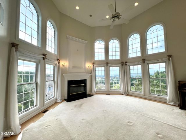 3354 Bentwood Drive, Kodak, TN 37764