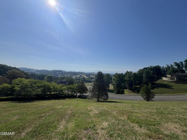 3354 Bentwood Drive, Kodak, TN 37764