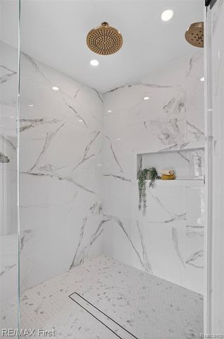 667 Oak, Birmingham, MI 48009