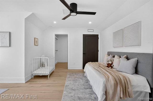 667 Oak, Birmingham, MI 48009