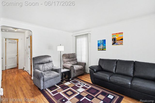 18426 Winthrop Street, Detroit, MI 48235