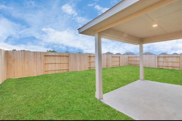 2627 Border Cove Circle, Fresno, TX 77545