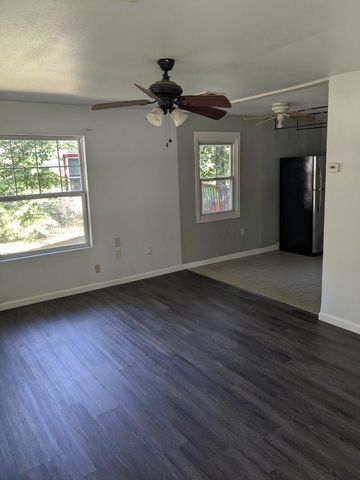 4588 S Brookhaven Ave, Wichita, KS 67216