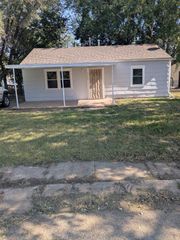4588 S Brookhaven Ave, Wichita, KS 67216
