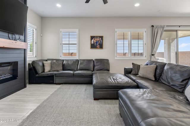 14045 W MARIPOSA GRANDE --, Surprise, AZ 85387