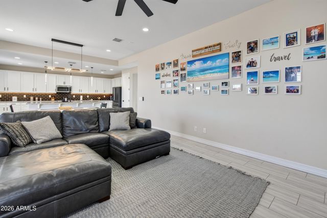 14045 W MARIPOSA GRANDE --, Surprise, AZ 85387
