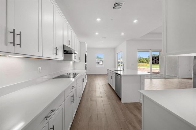 6020 MOUND KEY RUN, Lakewood Ranch, FL 34211