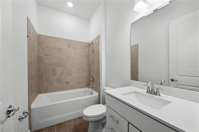 6020 MOUND KEY RUN, Lakewood Ranch, FL 34211