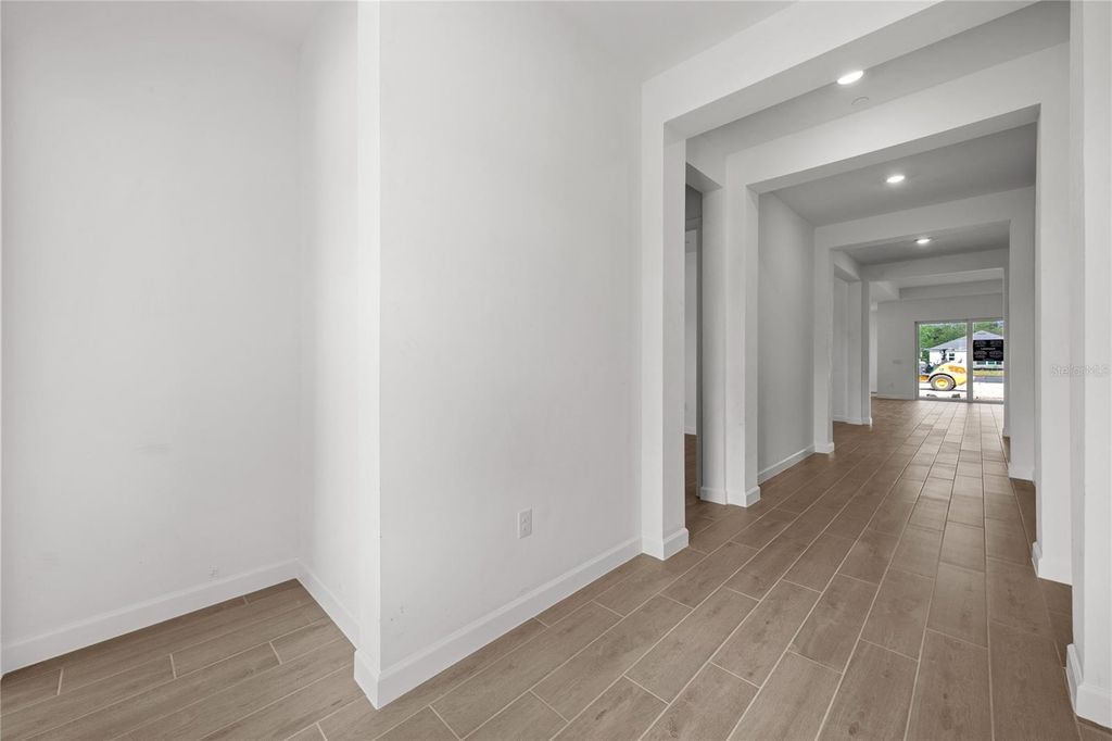 Image 30 of property listing at 6020 MOUND KEY RUN, Lakewood Ranch, FL 34211
