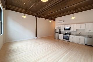 105 Paige St 215, Lowell, MA 01852