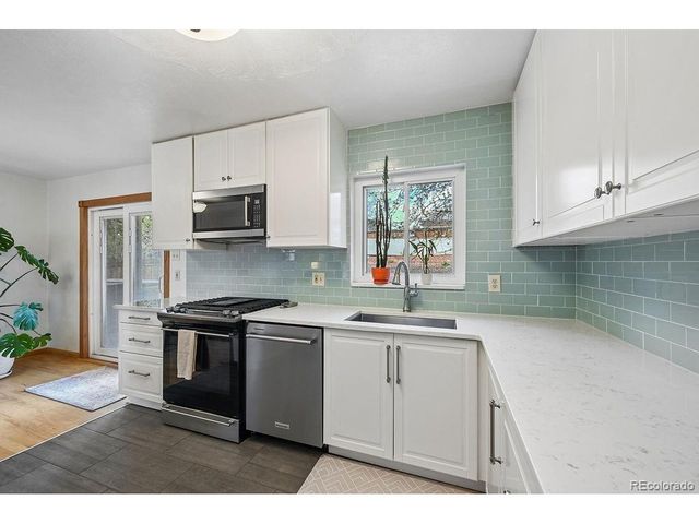 6420 Independence Way, Arvada, CO 80004