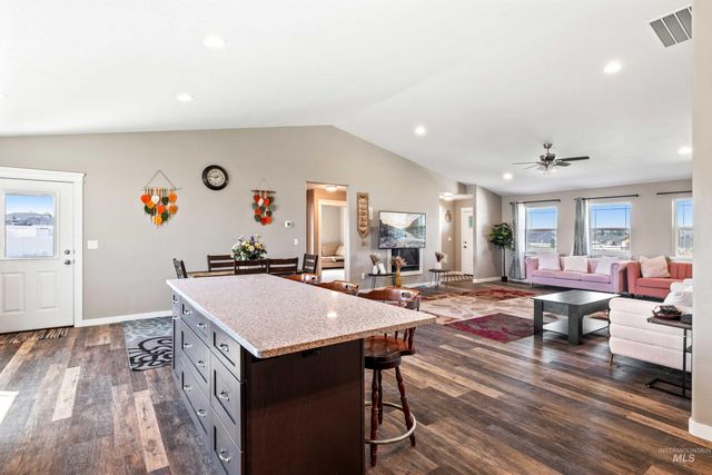 2495 E 3758 N, Twin Falls, ID 83301