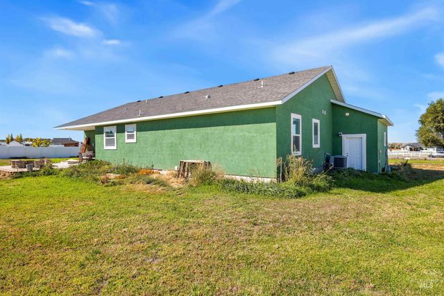 2495 E 3758 N, Twin Falls, ID 83301