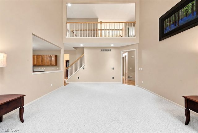 465 Wilmington Drive, Broadview Heights, OH 44147