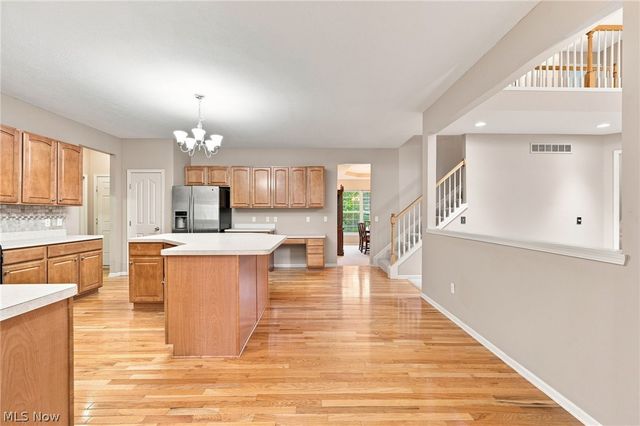 465 Wilmington Drive, Broadview Heights, OH 44147