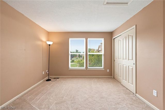 465 Wilmington Drive, Broadview Heights, OH 44147