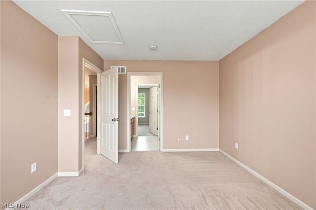 465 Wilmington Drive, Broadview Heights, OH 44147