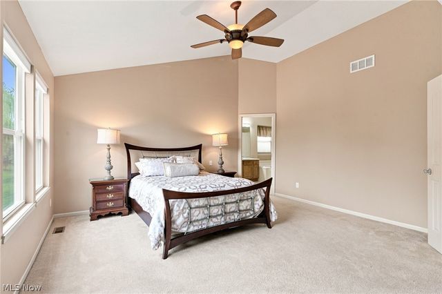 465 Wilmington Drive, Broadview Heights, OH 44147