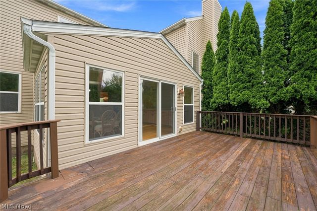 465 Wilmington Drive, Broadview Heights, OH 44147